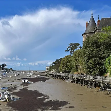 Hébergement de vacances Maison De Bourg En Plein Centre De Pornic
